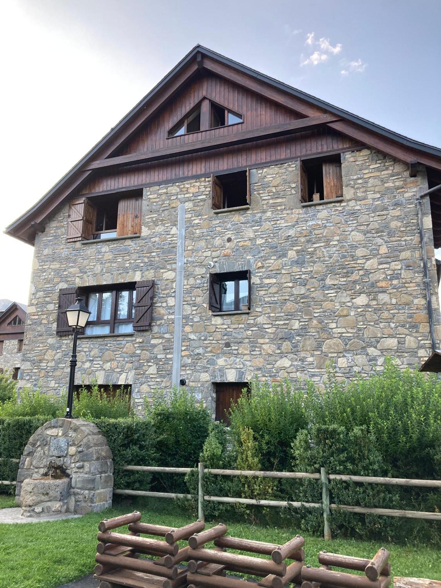 Apartamento A10 De Formigal, 9 Personas Y Garaje Escarrilla Buitenkant foto