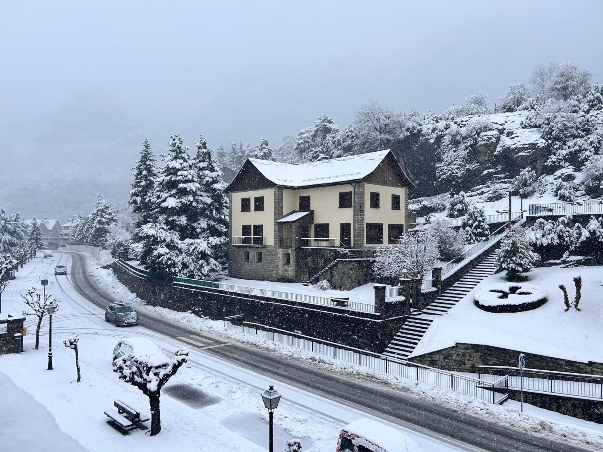 Apartamento A10 De Formigal, 9 Personas Y Garaje Escarrilla Buitenkant foto